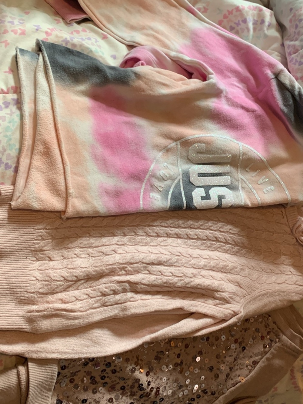 3 pullovers